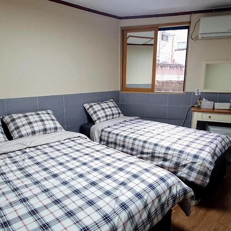 New Sun Guesthouse Myeongdong Seoul Exterior photo
